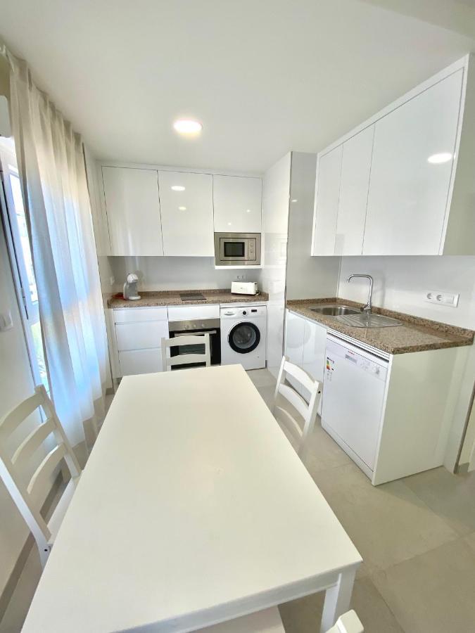 Apartamentos Turisticos Victoria 阿尔姆尼卡 外观 照片
