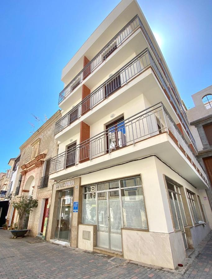 Apartamentos Turisticos Victoria 阿尔姆尼卡 外观 照片