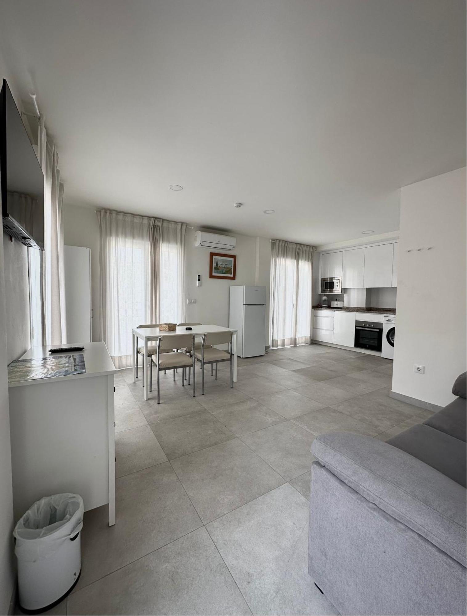 Apartamentos Turisticos Victoria 阿尔姆尼卡 外观 照片